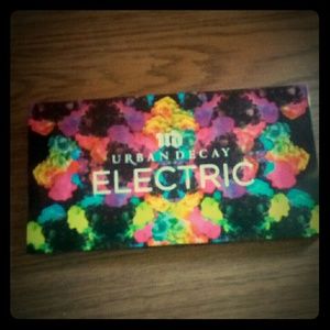 Urban decay electric palette
